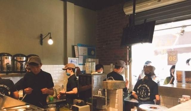 中国最“惨”的奶茶品牌：冒出7000多家门店，其实99%都是山寨休闲区蓝鸢梦想 - Www.slyday.coM