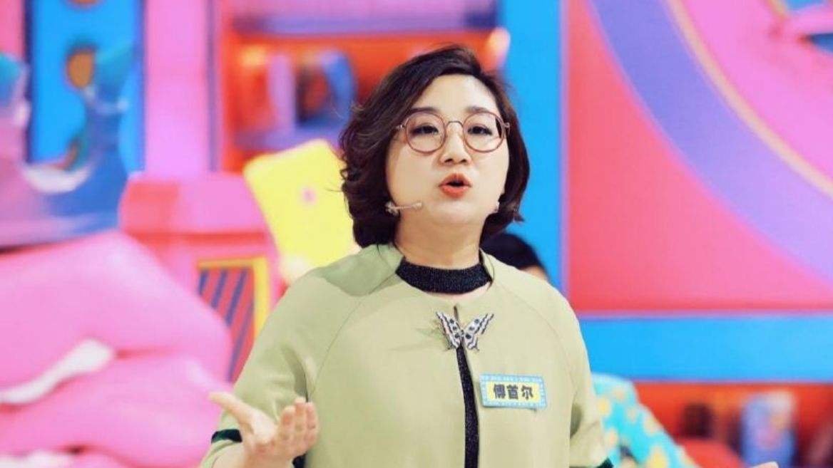 最新一季《奇葩说》选择的辩题越来越亲民、接地气了……休闲区蓝鸢梦想 - Www.slyday.coM