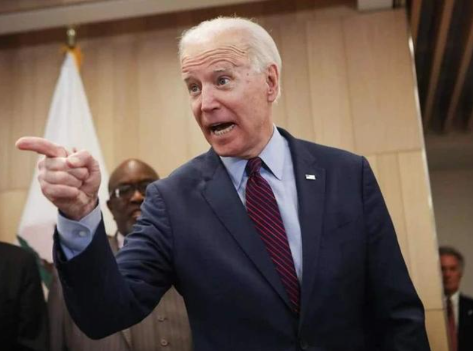 俄乌巨变,特朗普猛赞普京,“踩”拜登毫不留情,2024才是大戏休闲区蓝鸢梦想 - Www.slyday.coM 俄乌巨变,特朗普猛赞普京,“踩”拜登毫不留情,2024才是大戏休闲区蓝鸢梦想 - Www.slyday.coM