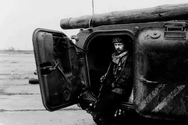 俄乌冲突升级,让我想起了一部乌克兰战争片,编剧是俄罗斯人休闲区蓝鸢梦想 - Www.slyday.coM 俄乌冲突升级,让我想起了一部乌克兰战争片,编剧是俄罗斯人休闲区蓝鸢梦想 - Www.slyday.coM