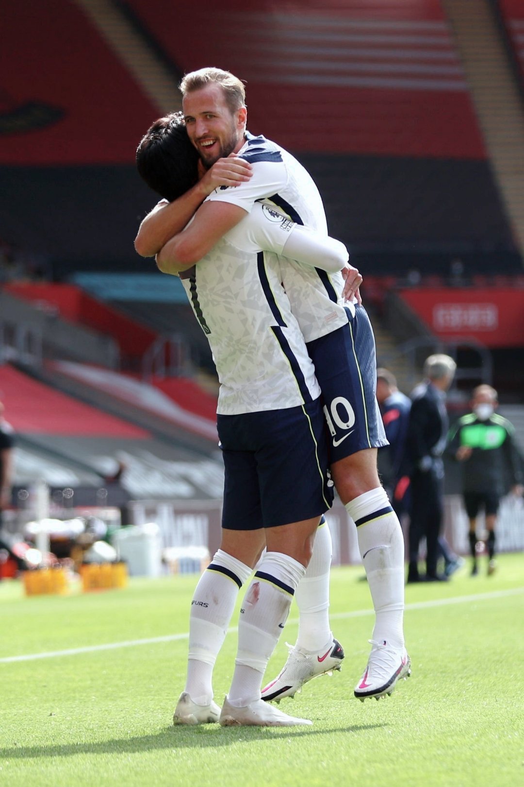 孙兴慜vsharrykane的我嗑了