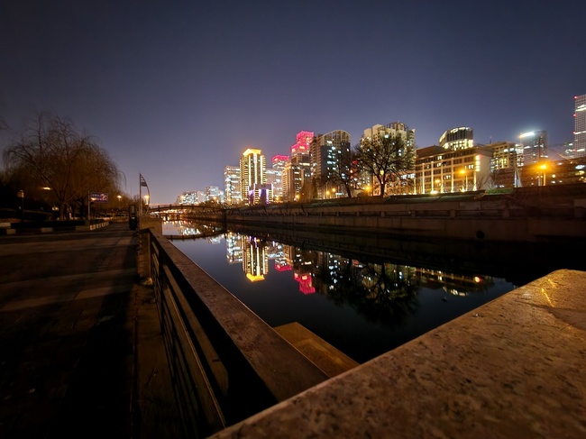 三星Galaxy S22+评测：是你现在能买到的最均衡的安卓旗舰休闲区蓝鸢梦想 - Www.slyday.coM