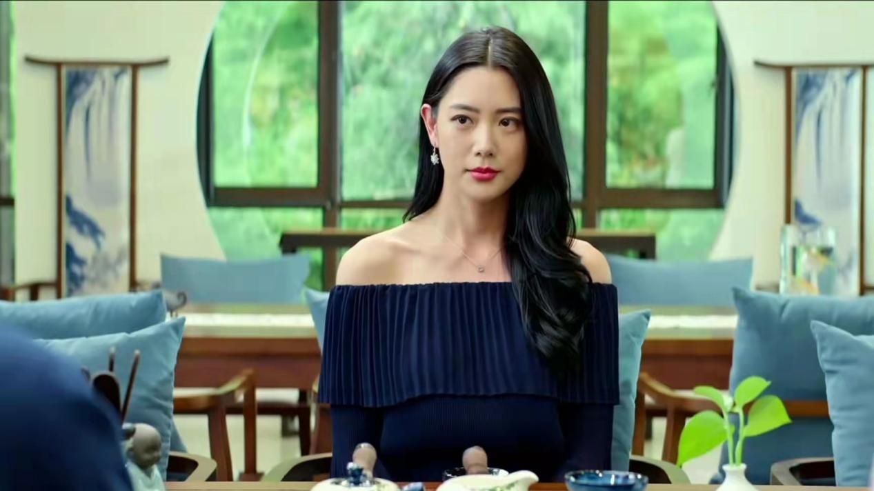 二刷大红包原来喜剧的背后是现实的讽刺与批判