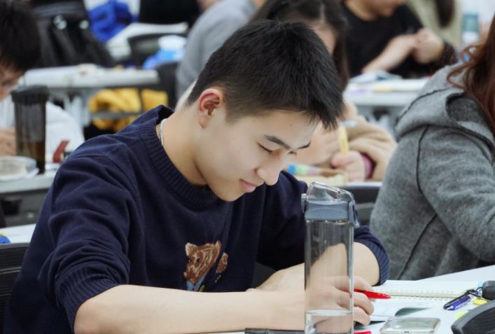 考研初试查分陆续进行，400+高分频现，喜悦之余有些人却坐不住了休闲区蓝鸢梦想 - Www.slyday.coM