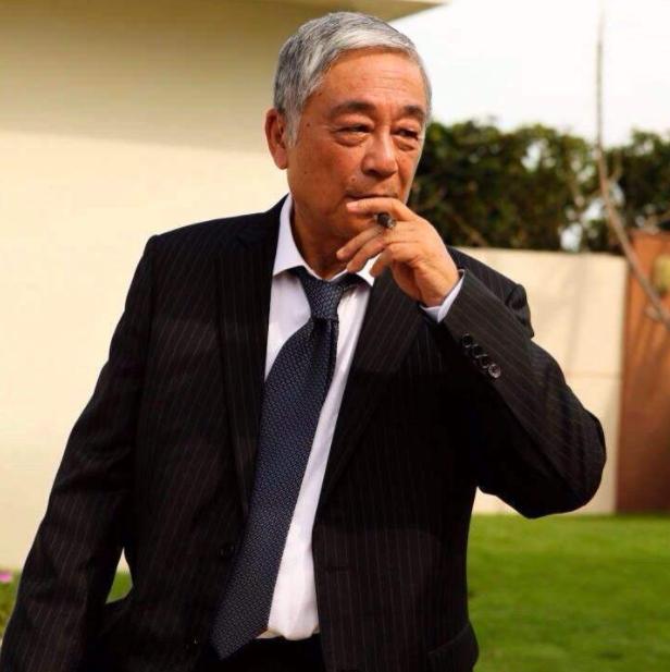 比他年纪还大的十位香港老演员你认识几位|胡枫|周聪|楚原_新浪新闻