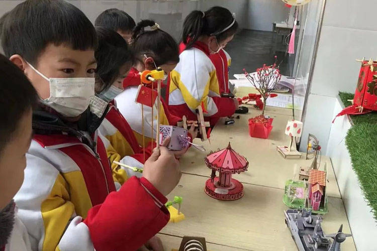 邓州校园联播|2022年2月23日休闲区蓝鸢梦想 - Www.slyday.coM 邓州校园联播|2022年2月23日休闲区蓝鸢梦想 - Www.slyday.coM