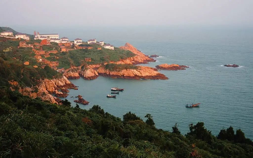 最新报告指出：椒江七号码头锦凤凰后面巷子怎么玩？周边探秘攻略与本地人推荐路线