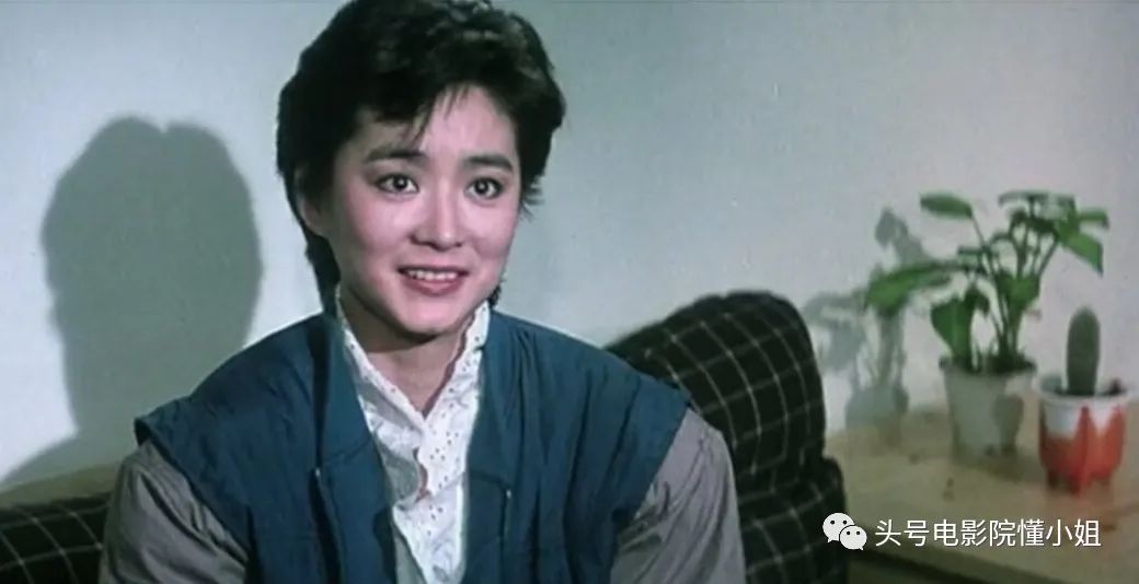 成龙悼念前辈楚原警察故事已有4人去世成龙当年差点瘫痪