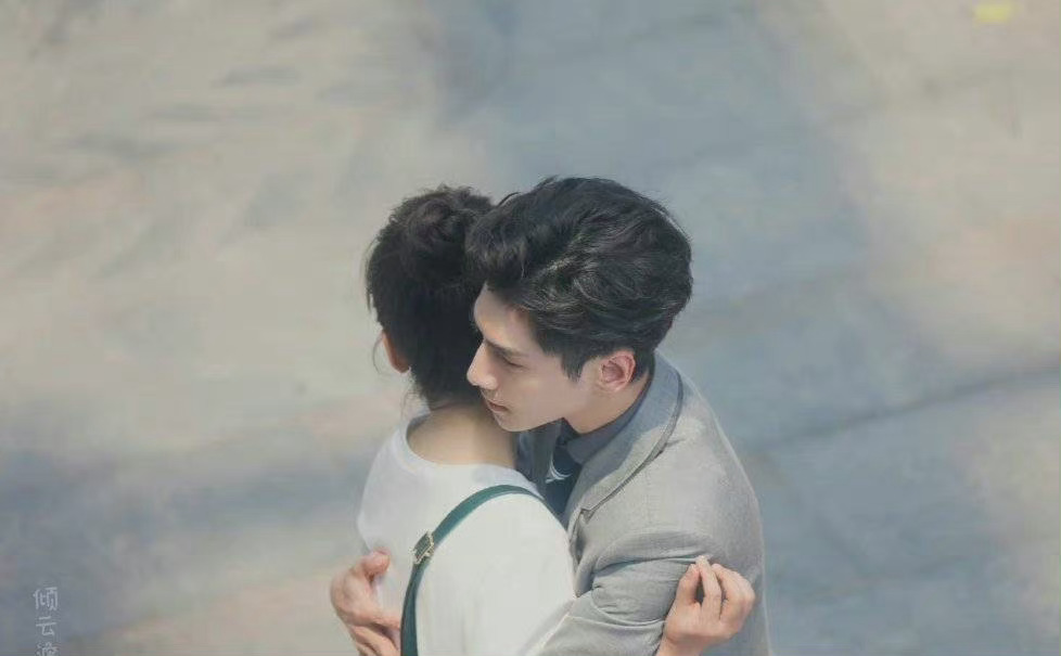 罗云熙看吴倩的眼神,简直梦回《何以笙箫默》,拉丝的氛围感太绝休闲区蓝鸢梦想 - Www.slyday.coM 罗云熙看吴倩的眼神,简直梦回《何以笙箫默》,拉丝的氛围感太绝休闲区蓝鸢梦想 - Www.slyday.coM