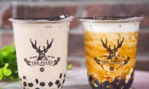 中国最“惨”的奶茶品牌：冒出7000多家门店，其实99%都是山寨休闲区蓝鸢梦想 - Www.slyday.coM