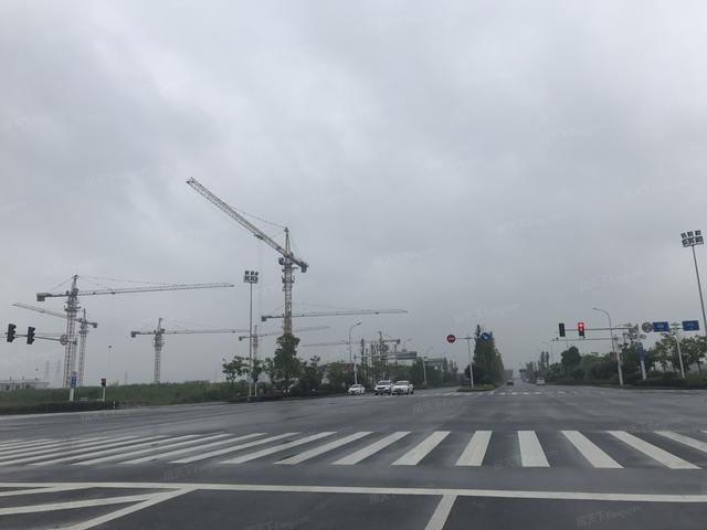 买房不用愁，评测帮你忙！宁波绿雅苑（绿雅苑二期）热搜楼盘信息新鲜出炉休闲区蓝鸢梦想 - Www.slyday.coM