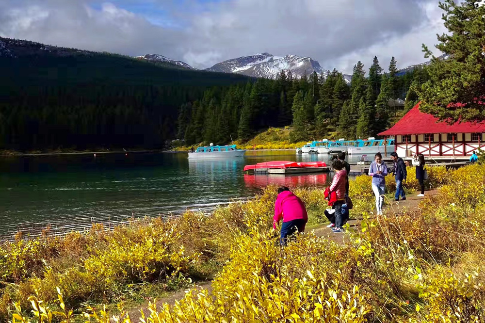 震撼心灵的山谷之美——贾斯帕国家公园休闲区蓝鸢梦想 - Www.slyday.coM