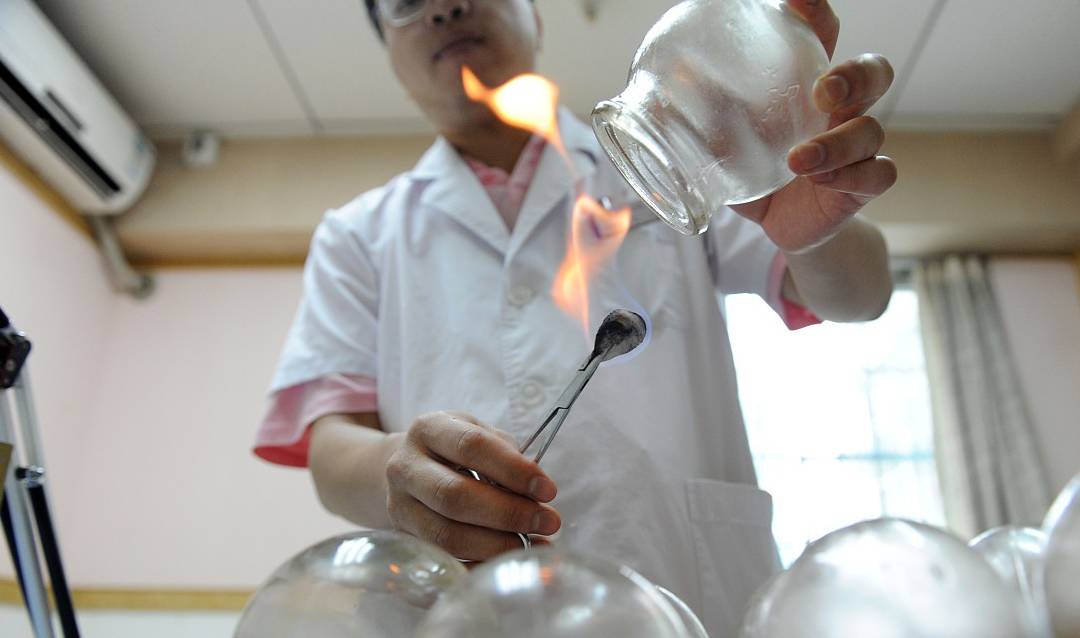 拔火罐真的能拔出寒气吗血印深代表寒气重吗