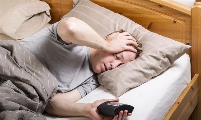 盖厚被子，睡得香，是真的吗？被子是越重越好吗？文章给你答案休闲区蓝鸢梦想 - Www.slyday.coM