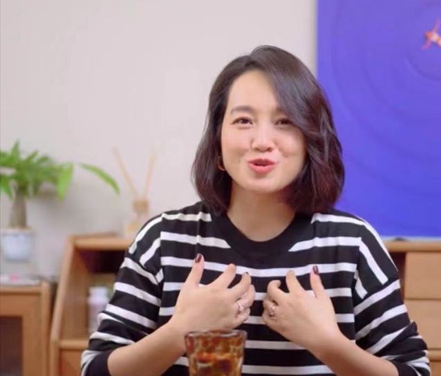 朱丹携娃剧组探班！周一围留长发被认成妻子，被曝在家没带过孩子休闲区蓝鸢梦想 - Www.slyday.coM