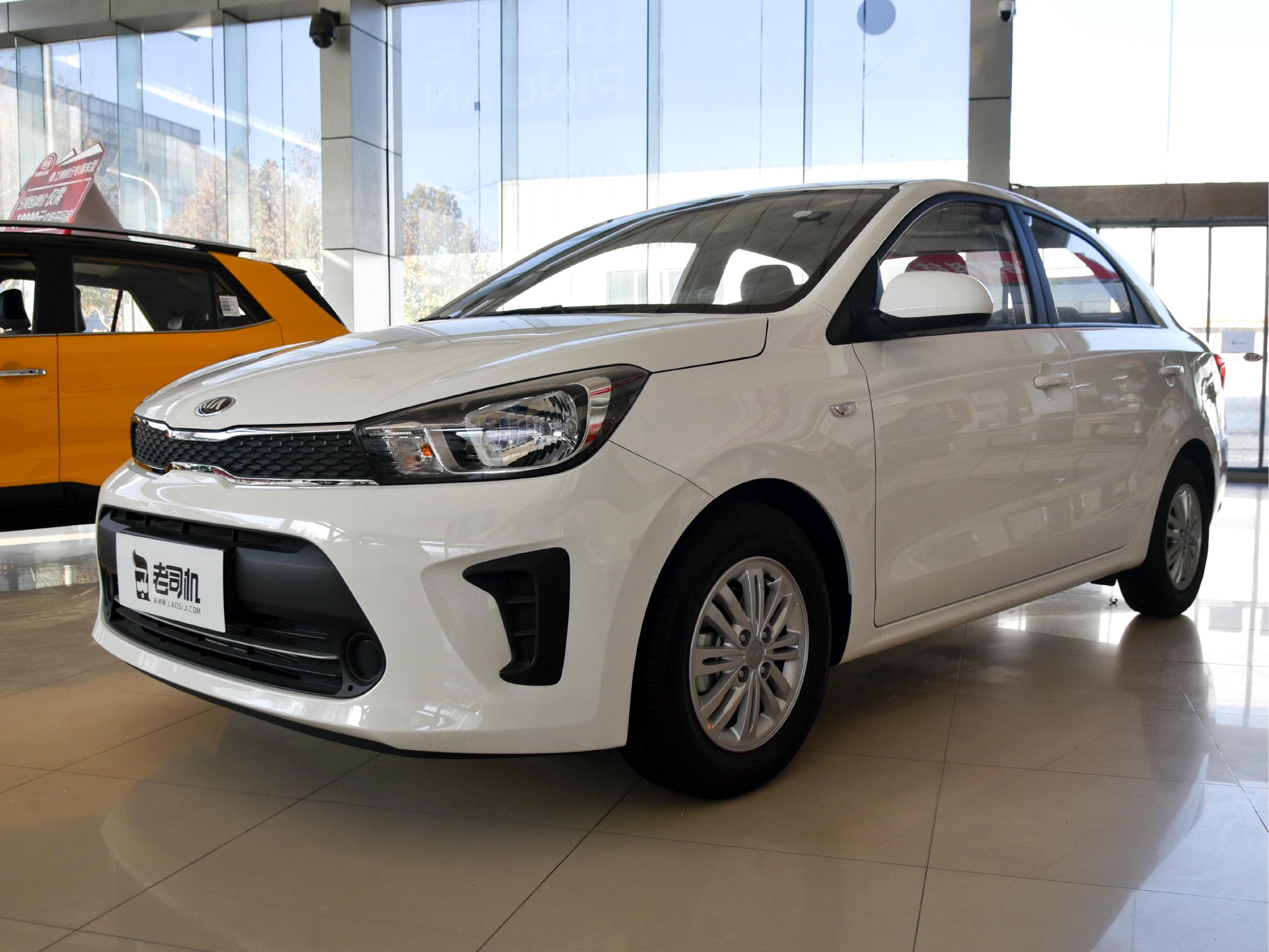 7万就能落地外观耐看动力够用油耗57l起亚焕驰值得买吗