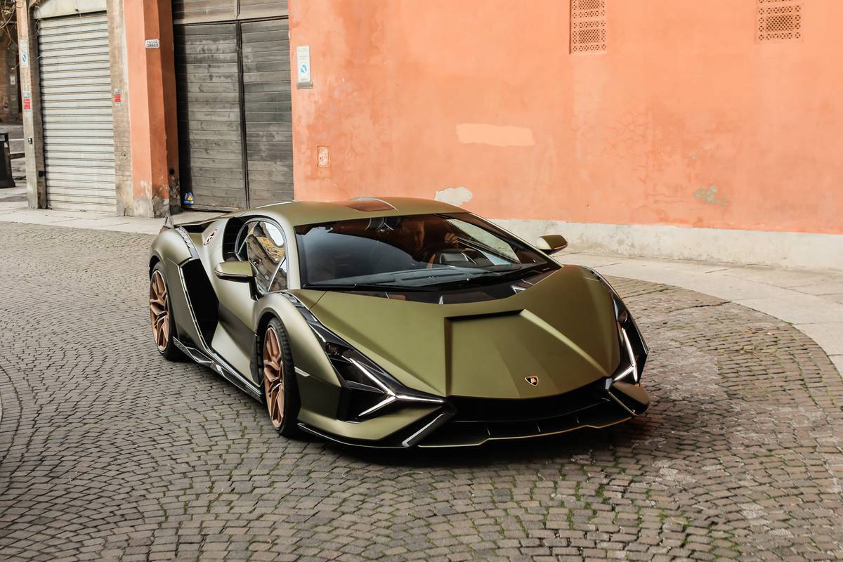 2021年兰博基尼超级跑车屡获殊荣奖项数量翻倍