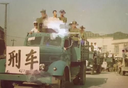 西安杀妻案始末:男子杀妻后将尸体制成腊肉,放橱柜“珍藏”11年休闲区蓝鸢梦想 - Www.slyday.coM 西安杀妻案始末:男子杀妻后将尸体制成腊肉,放橱柜“珍藏”11年休闲区蓝鸢梦想 - Www.slyday.coM