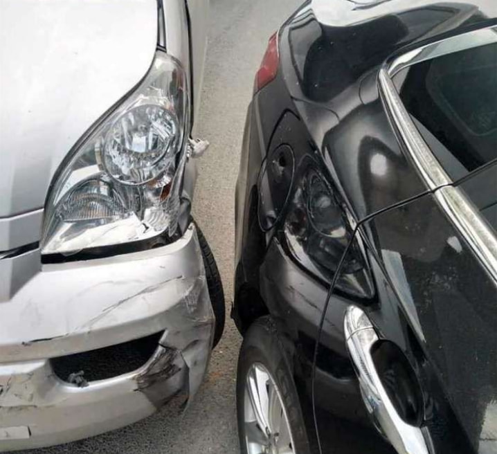 面包车剐蹭800万豪车,车主不慌不忙:放心,赔得起-新浪汽车