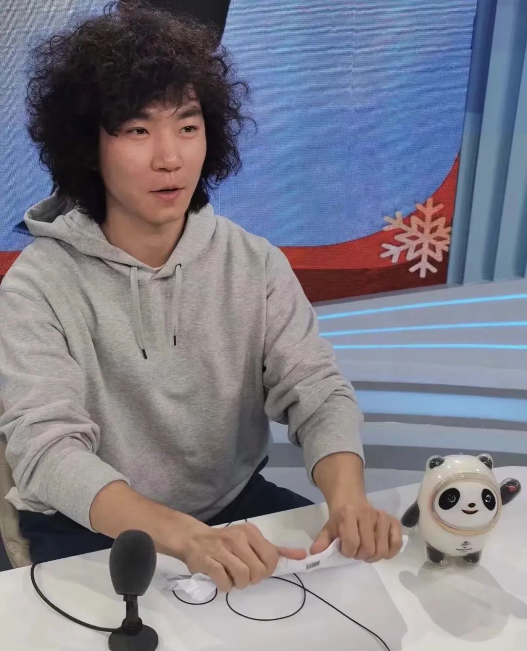 对生活一窍不通的张嘉豪眼里只有滑雪