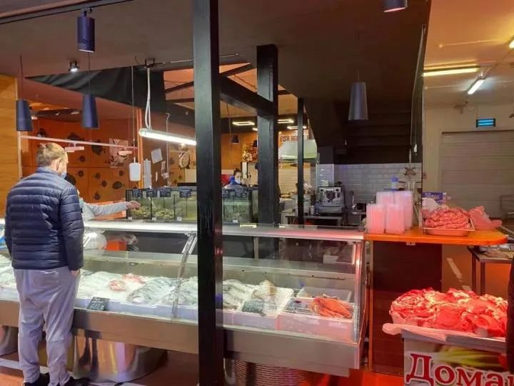 乌克兰实施为期30天紧急状态，连线在乌克兰的浙江留学生→休闲区蓝鸢梦想 - Www.slyday.coM