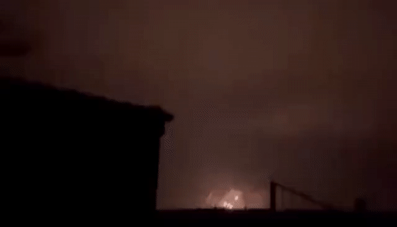 乌克兰：全境进入战时状态休闲区蓝鸢梦想 - Www.slyday.coM