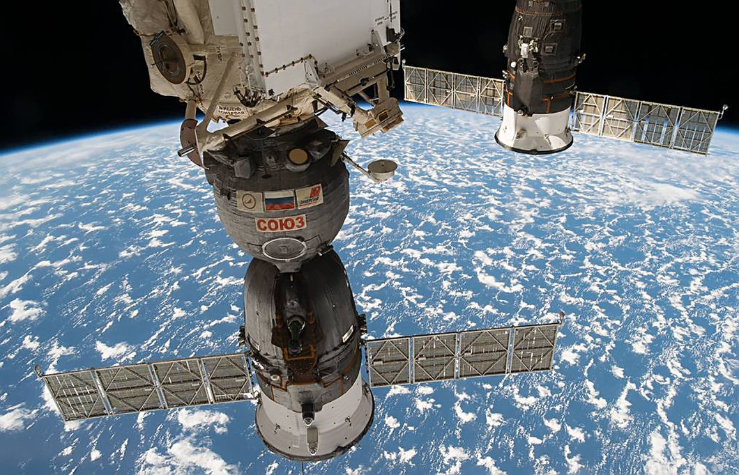 美国全面制裁俄罗斯俄航天局警告国际空间站或将失控坠毁欧美