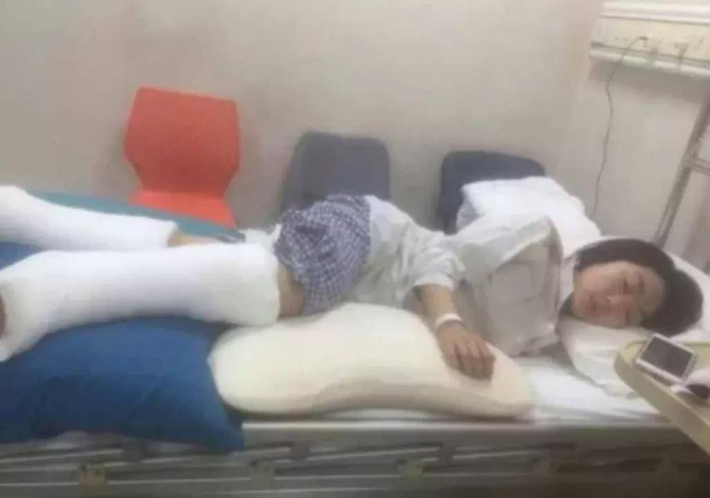 泪目!隋文静曾骨折参赛:吃4片止痛药,为国争光+感受生命馈赠休闲区蓝鸢梦想 - Www.slyday.coM 泪目!隋文静曾骨折参赛:吃4片止痛药,为国争光+感受生命馈赠休闲区蓝鸢梦想 - Www.slyday.coM