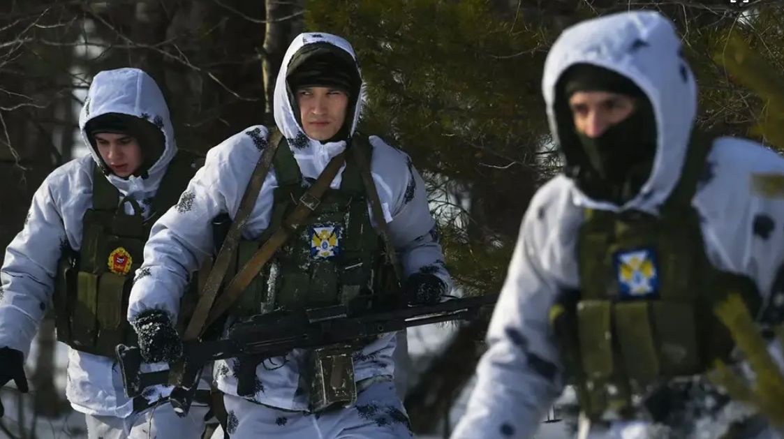 俄哨所被大炮摧毁后,全歼来袭乌克兰装甲车:激战20分钟现场惨烈休闲区蓝鸢梦想 - Www.slyday.coM 俄哨所被大炮摧毁后,全歼来袭乌克兰装甲车:激战20分钟现场惨烈休闲区蓝鸢梦想 - Www.slyday.coM