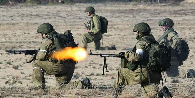 白俄罗斯参战!乌克兰腹背受敌,俄白联军南下,闪击夺占基辅?休闲区蓝鸢梦想 - Www.slyday.coM 白俄罗斯参战!乌克兰腹背受敌,俄白联军南下,闪击夺占基辅?休闲区蓝鸢梦想 - Www.slyday.coM