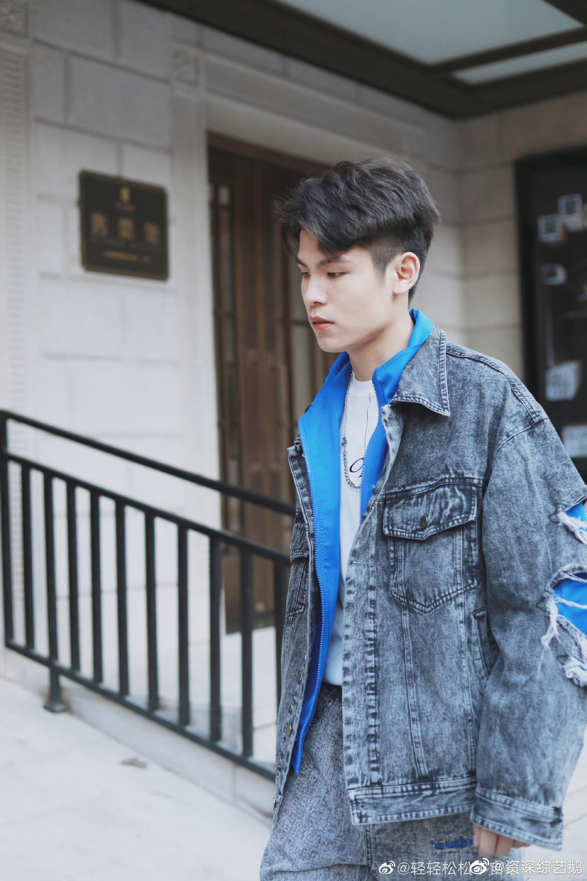 何广智老师现在都这样了吗哈哈哈哈哈哈哈哈哈