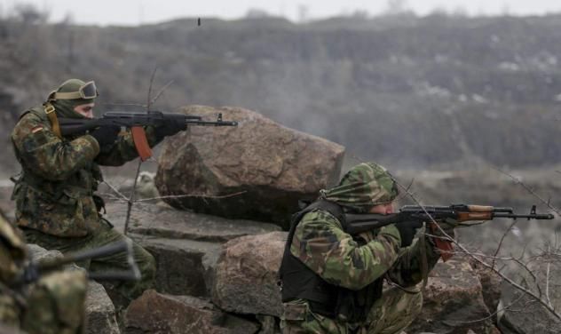 俄乌局势不可控！泽连斯基欲哭无泪，是否继续战斗得听美国休闲区蓝鸢梦想 - Www.slyday.coM