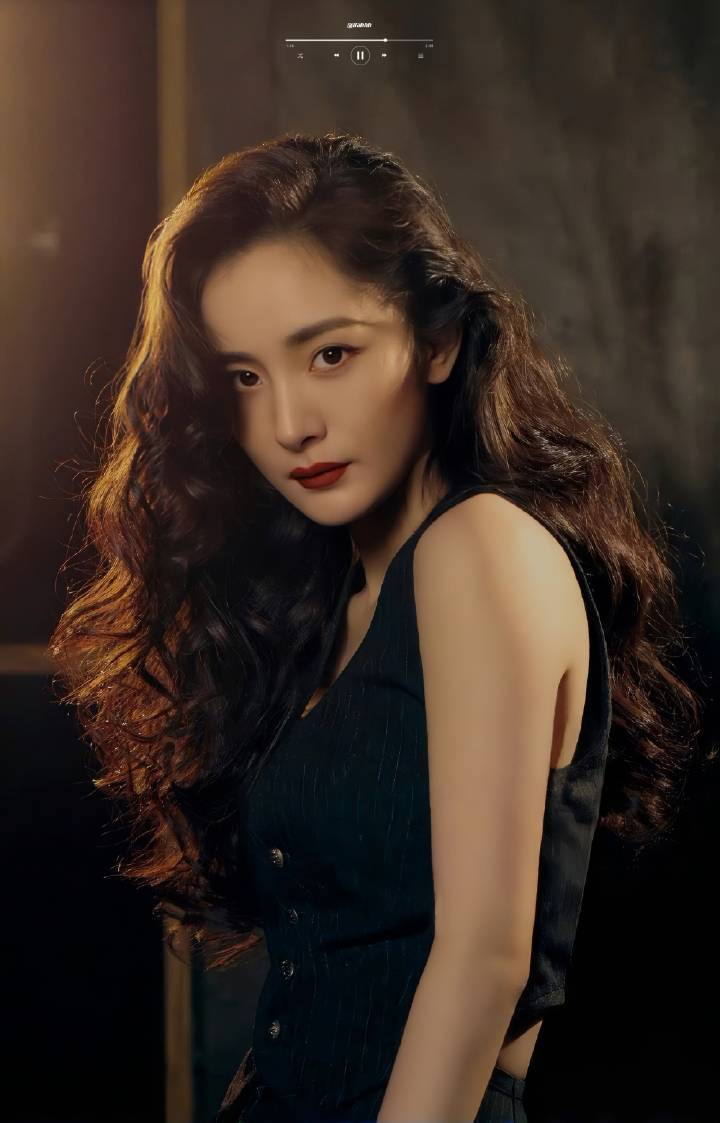 狠狠种草了杨幂的羊毛卷!|杨幂_新浪新闻