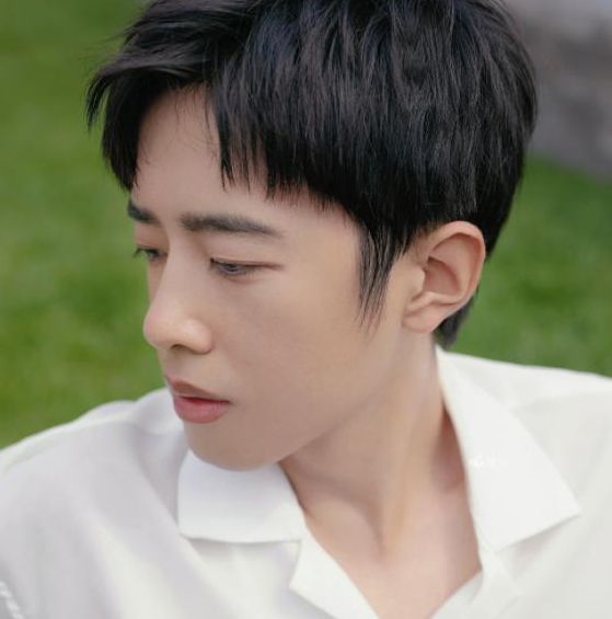 网传白鹿或将出演玖月晞的《若春和景明》，上演现实版草根女主休闲区蓝鸢梦想 - Www.slyday.coM