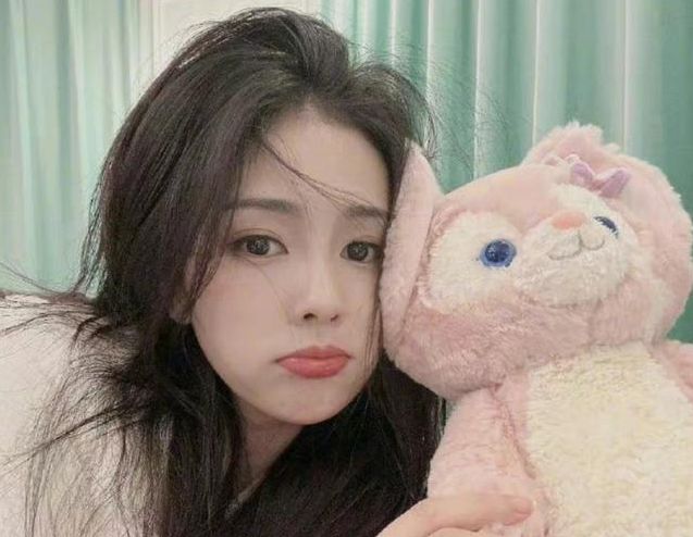 网传白鹿或将出演玖月晞的《若春和景明》，上演现实版草根女主休闲区蓝鸢梦想 - Www.slyday.coM