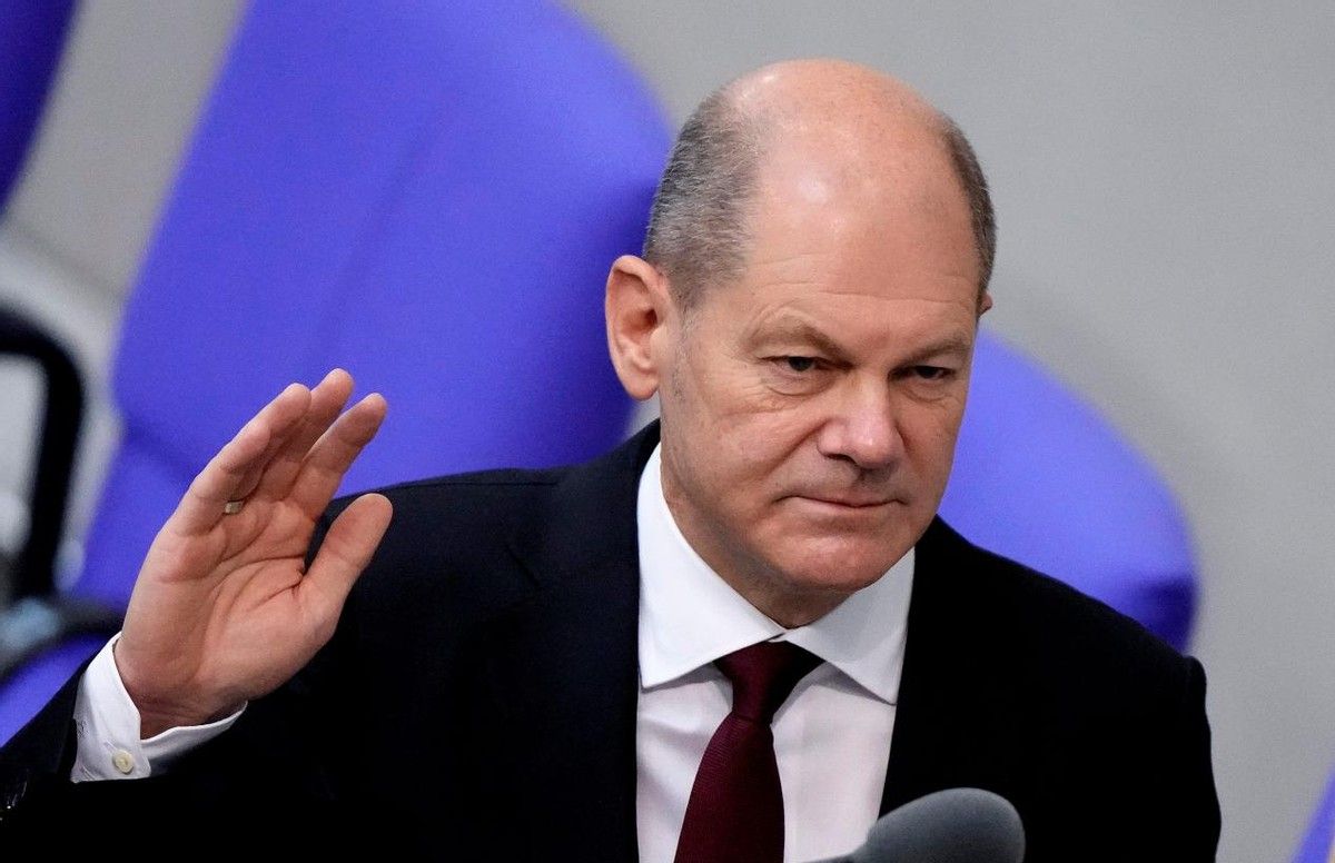 1045票成功获胜!德国新联邦总统诞生,67岁默克尔亮出新身份|施泰因迈