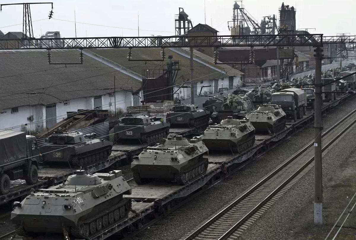 普京和马克龙通话，俄军向基辅推进，白宫强调不参战，乌克兰悔恨休闲区蓝鸢梦想 - Www.slyday.coM