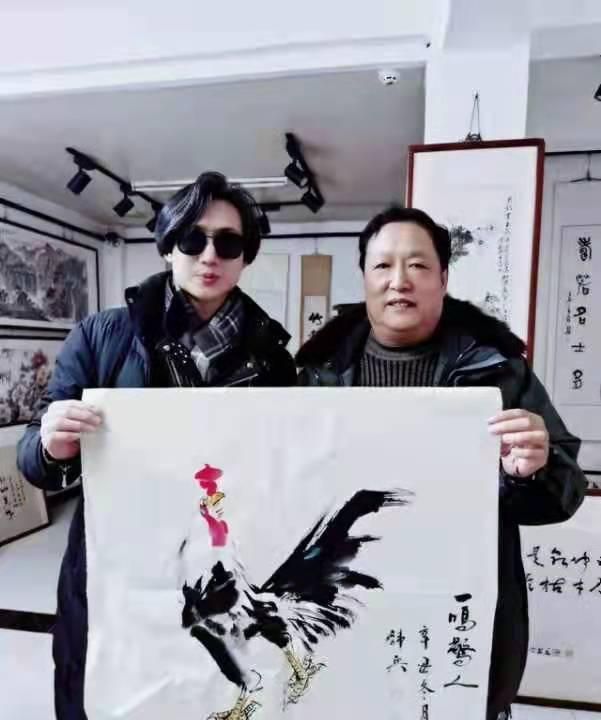 访淮南著名画家韩兵笔下鸿烈鸡|笔墨|张世玉|书画_新浪新闻