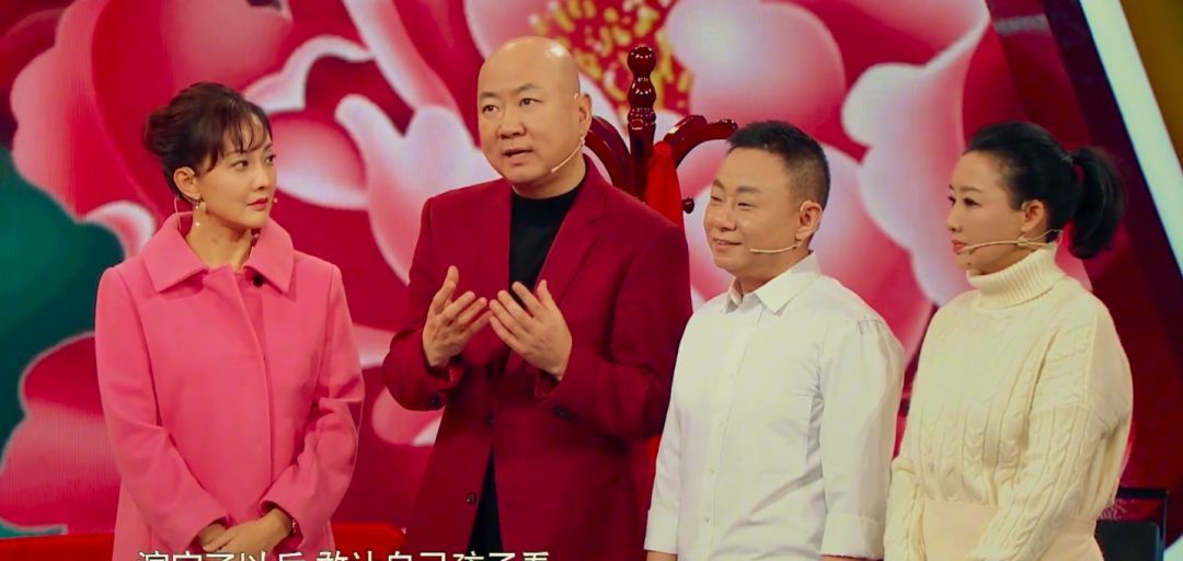 56岁的小品演员郭冬临为情所困不婚不育说错8个字被索赔1亿
