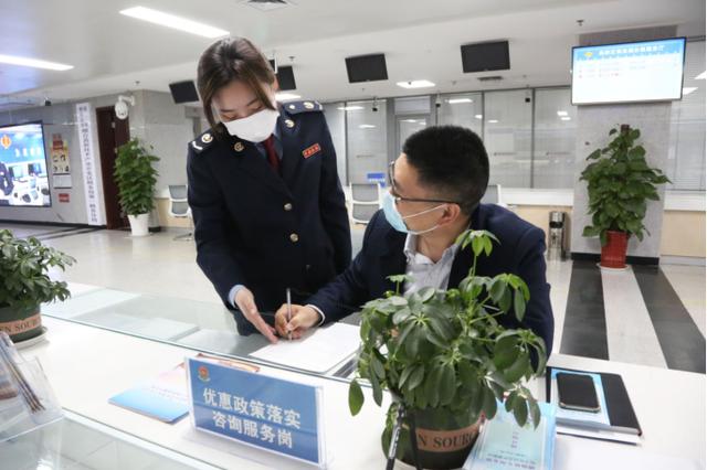 高新区税务局：认真落实环保税征管 为“双碳”达标贡献税务力量