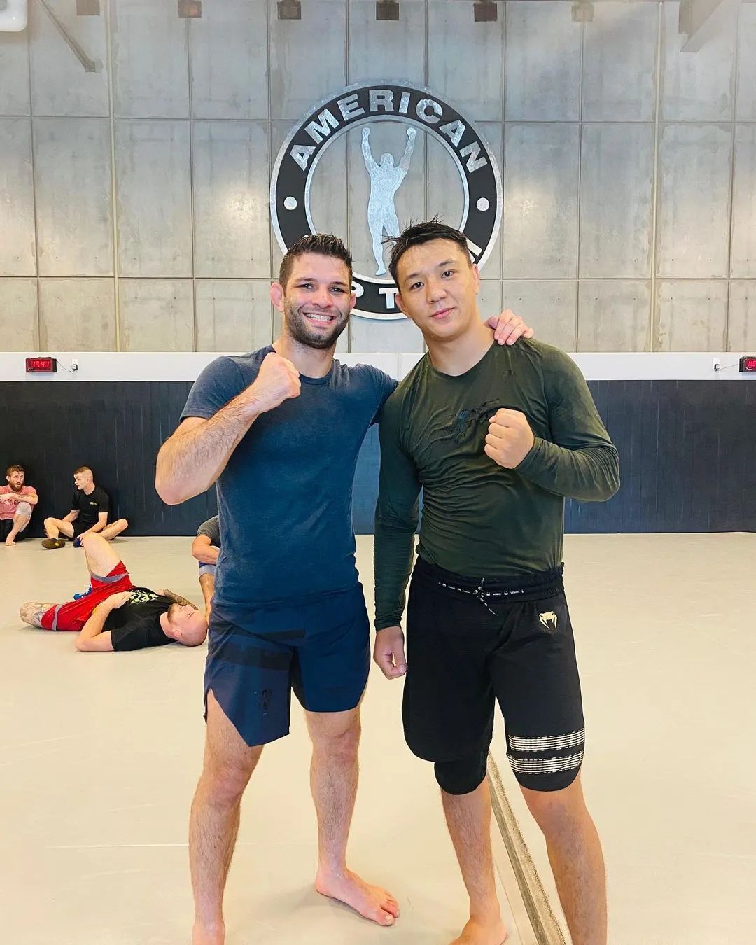 现役最年轻选手茸主对手上次ko是运气我会碾压他