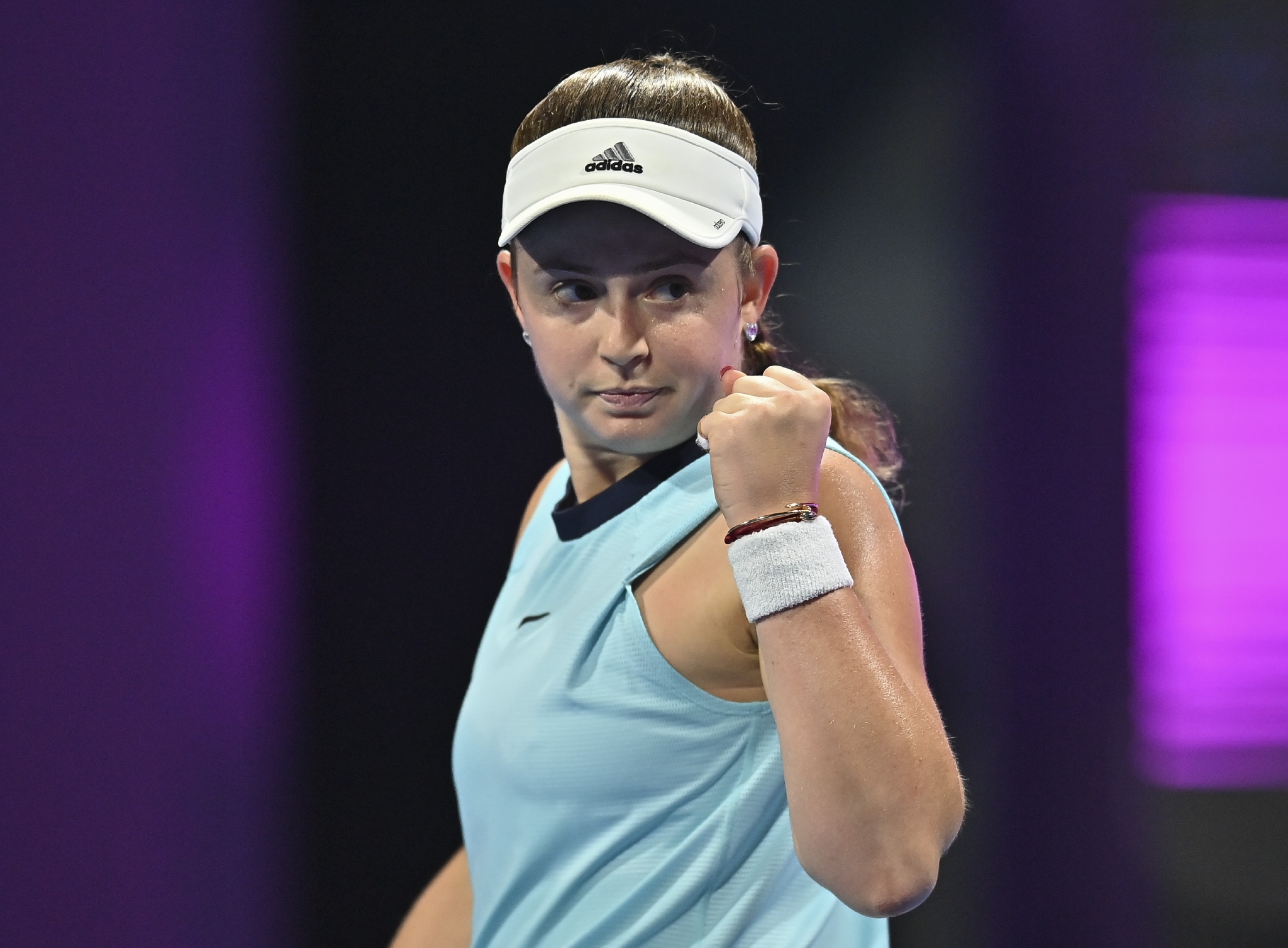 网球卡塔尔公开赛奥斯塔彭科晋级四强