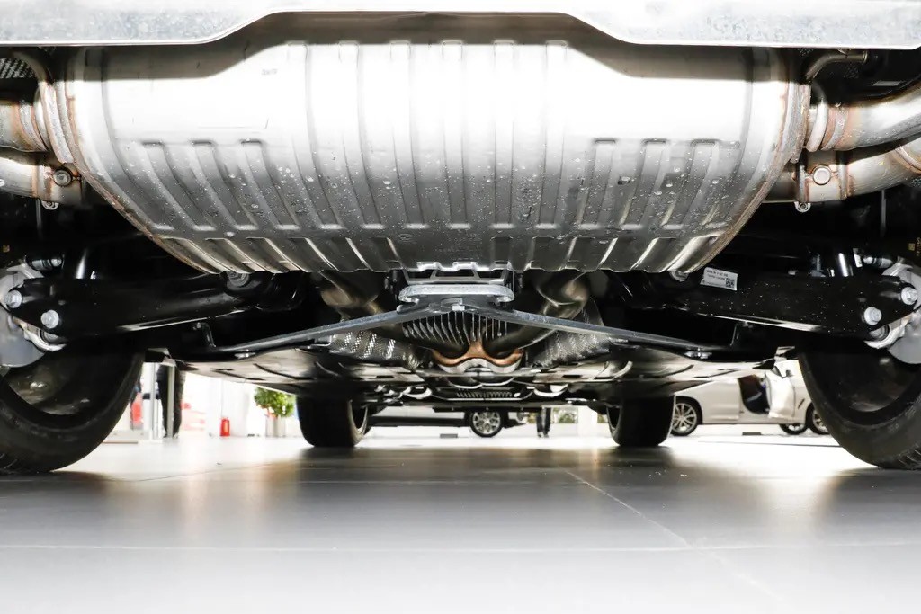 扮猪吃老虎的中级suv510马力8at38秒破百实拍宝马x3m