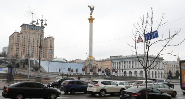 基辅政府大楼响起枪声,城外俄军夺取军车,假扮乌军直扑市中心休闲区蓝鸢梦想 - Www.slyday.coM 基辅政府大楼响起枪声,城外俄军夺取军车,假扮乌军直扑市中心休闲区蓝鸢梦想 - Www.slyday.coM