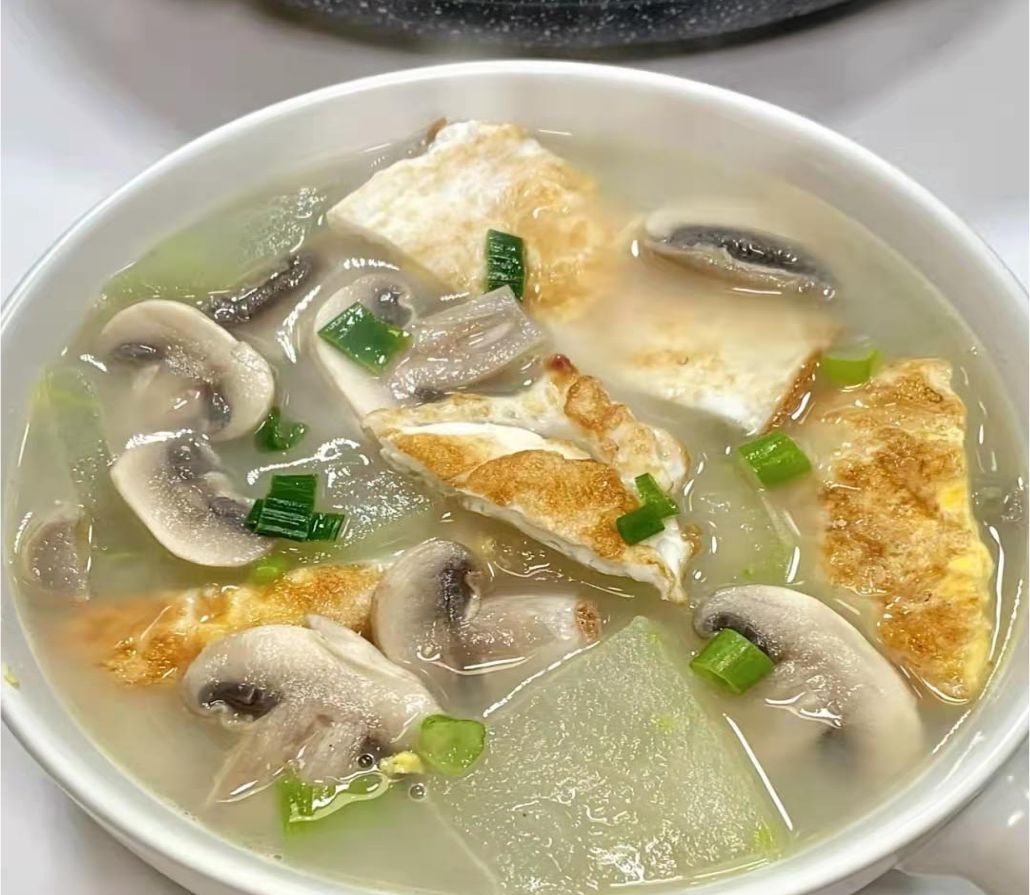【食谱推介】冬瓜荷包蛋蘑菇汤 低脂低卡 常喝不怕胖