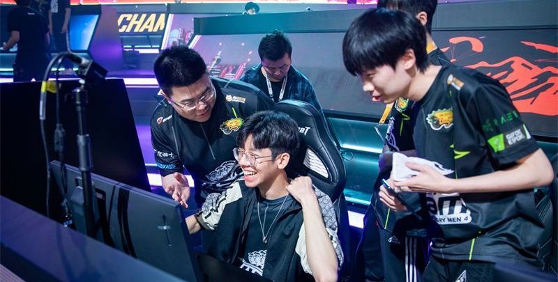 ifty参赛人员最多,第一自由人未能复出|名单|参赛|战队_新浪新闻