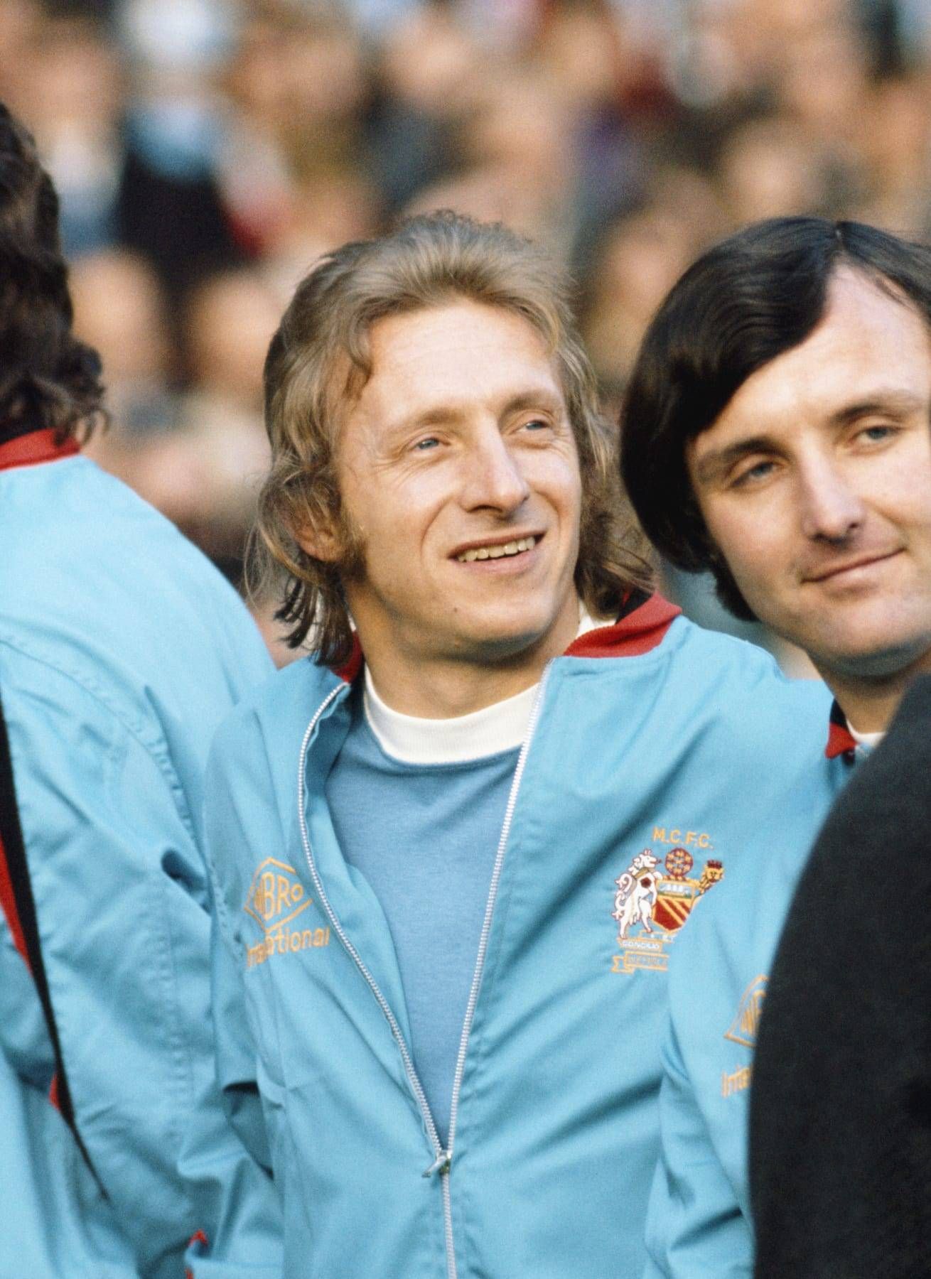 英格兰足坛最大谬传其实曼联当年降级和劳的进球并无直接关系