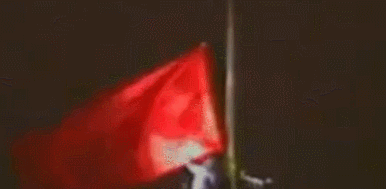苏联国旗从克里姆林宫降下