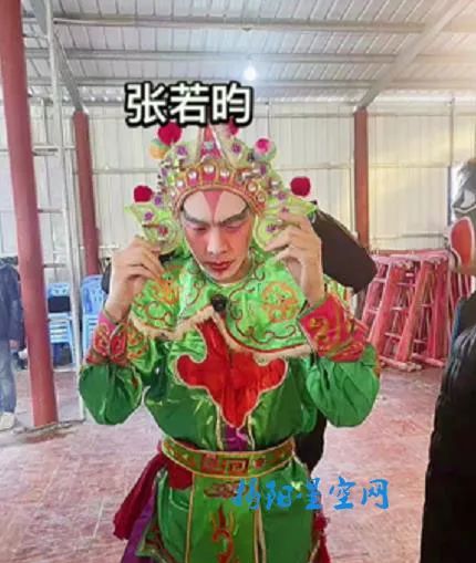 黄子韬潮汕封号番薯头其他人英歌脸谱照曝光