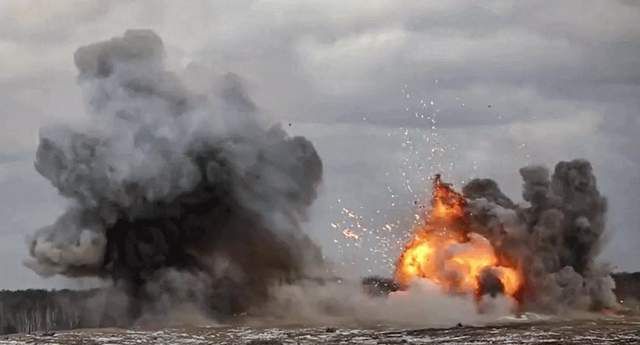 俄乌战争新动态:美无人机引导乌军攻舰,德法等向乌克兰提供军火休闲区蓝鸢梦想 - Www.slyday.coM 俄乌战争新动态:美无人机引导乌军攻舰,德法等向乌克兰提供军火休闲区蓝鸢梦想 - Www.slyday.coM